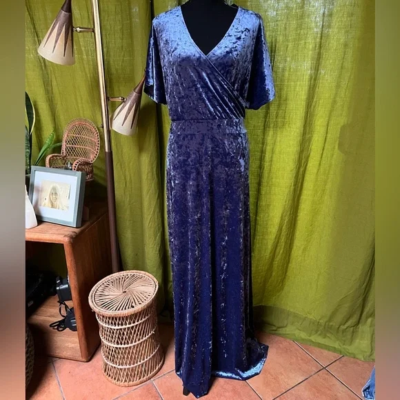 LuLaRoe | Dresses | Lularoe Elegant Crushed Velvet Dress | Poshmark